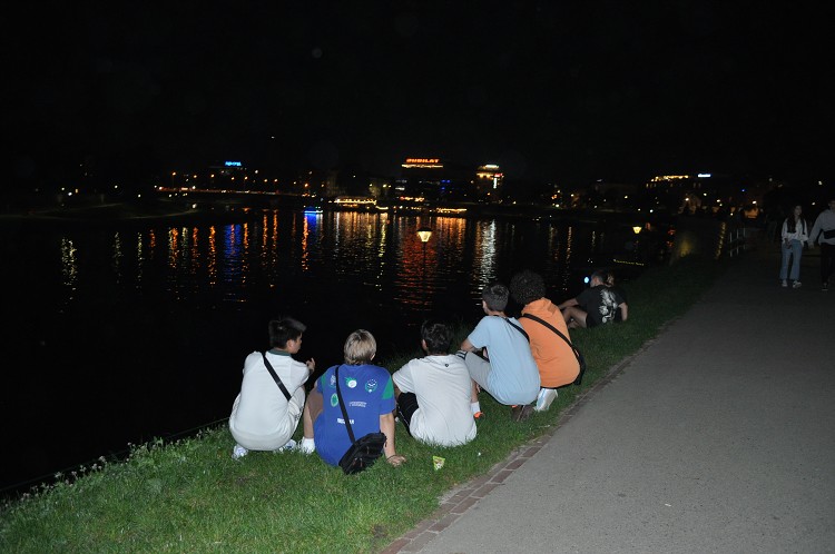 nočný posed pri rieke Visle