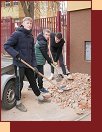 pomohli škole v čase jarných prázdnin